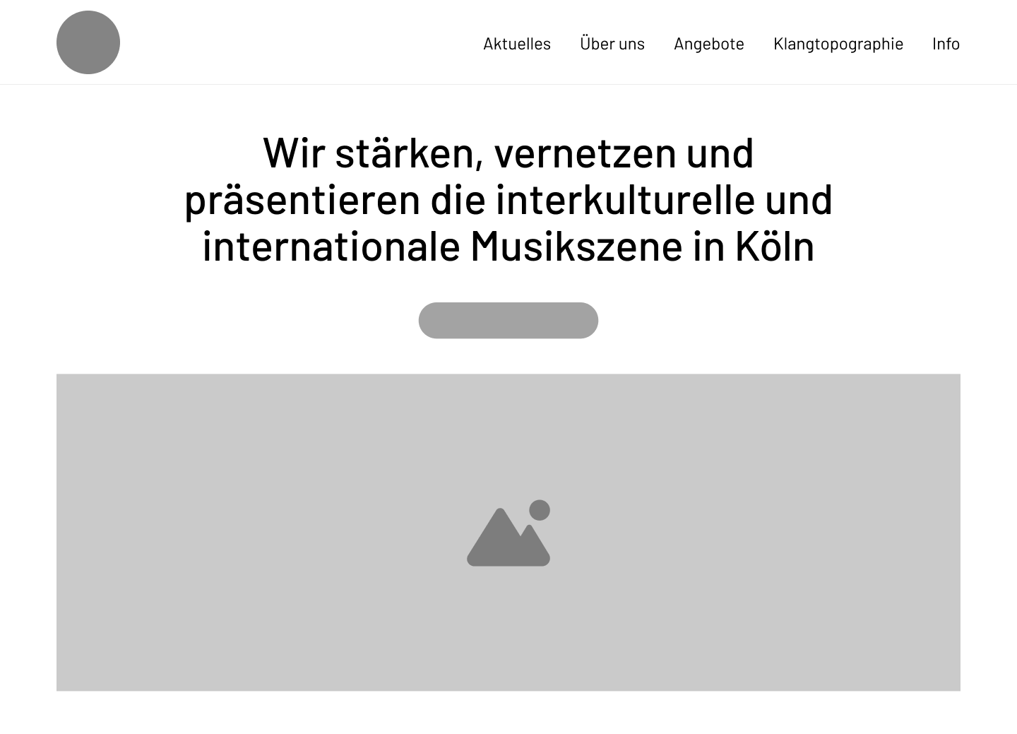 Low-fidelity design of navigation bar and hero for Globale Musik